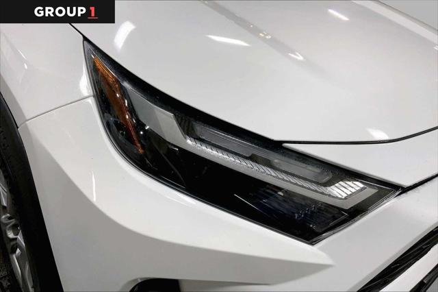 Certified Used 2025 ICE CAP Toyota  image 28