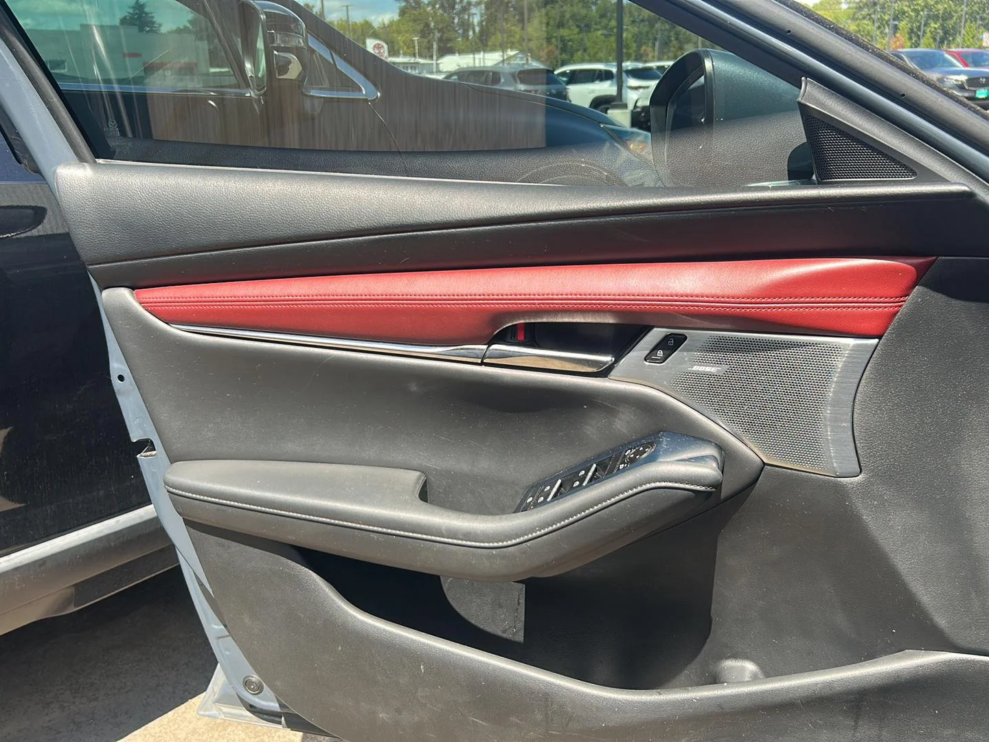 2021 Mazda Mazda3 Premium - Photo 4