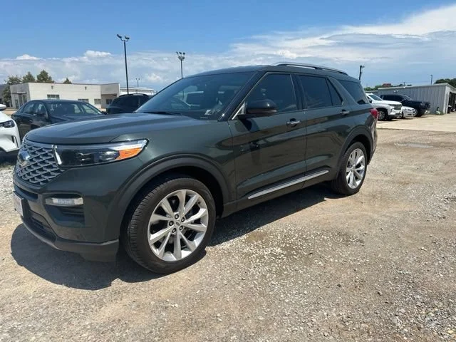 Used 2023 Green Ford Platinum image 6