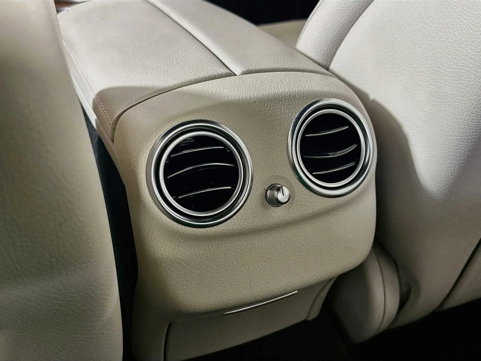 Used 2019 Lunar Blue Metallic Mercedes-Benz E 300 image 25