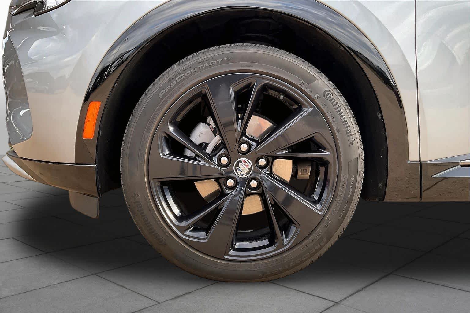 Used 2023 Moonstone Gray Metallic Buick Essence image 11