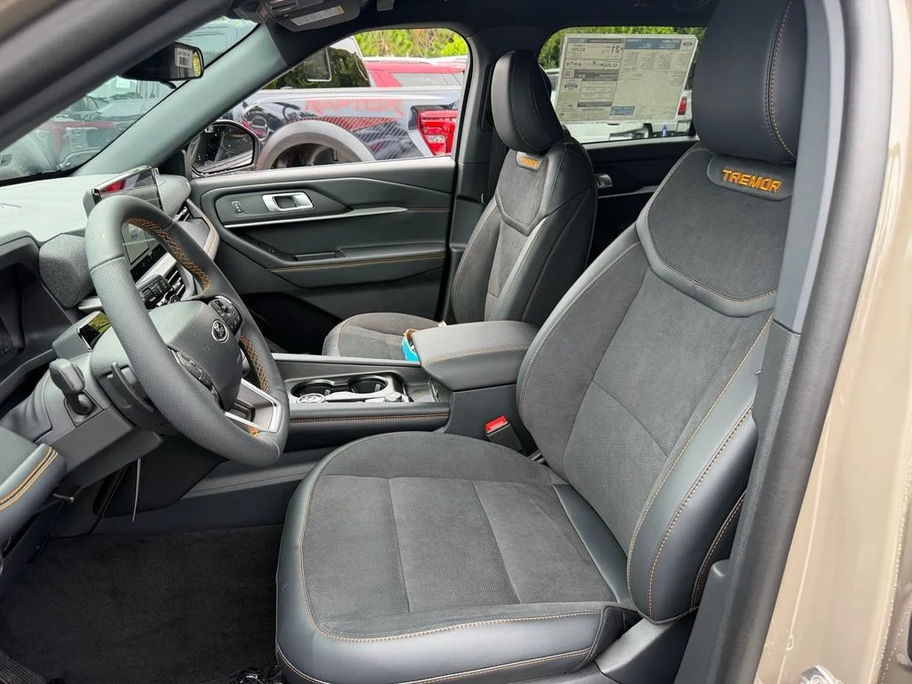 New 2026 Gray Ford Tremor image 10