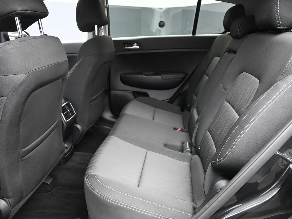 Used 2017 Red Kia LX image 12