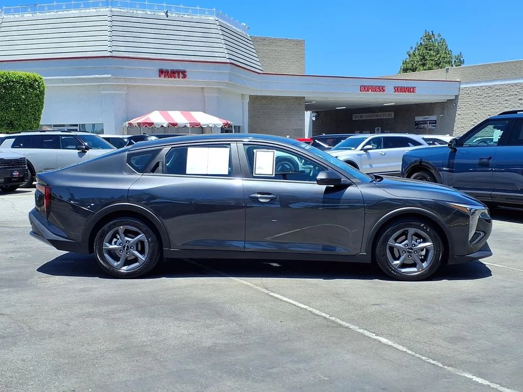 Certified Used 2025 Gray Kia LXS image 6