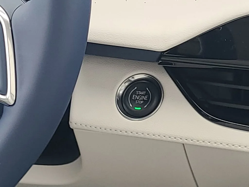 New 2026 Ocean Blue Metallic Buick Avenir image 24