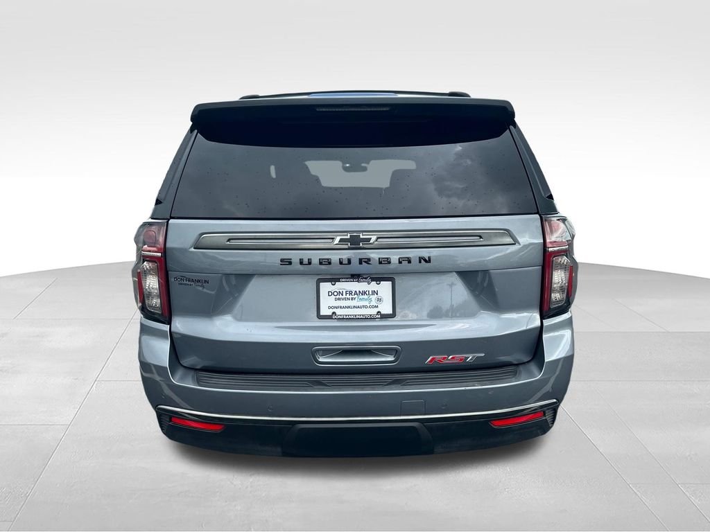 Used 2022 Gray Chevrolet RST image 4