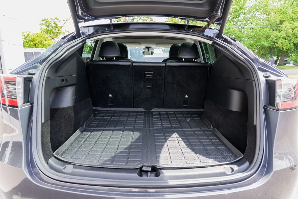 Used 2022 Gray Tesla Performance image 8