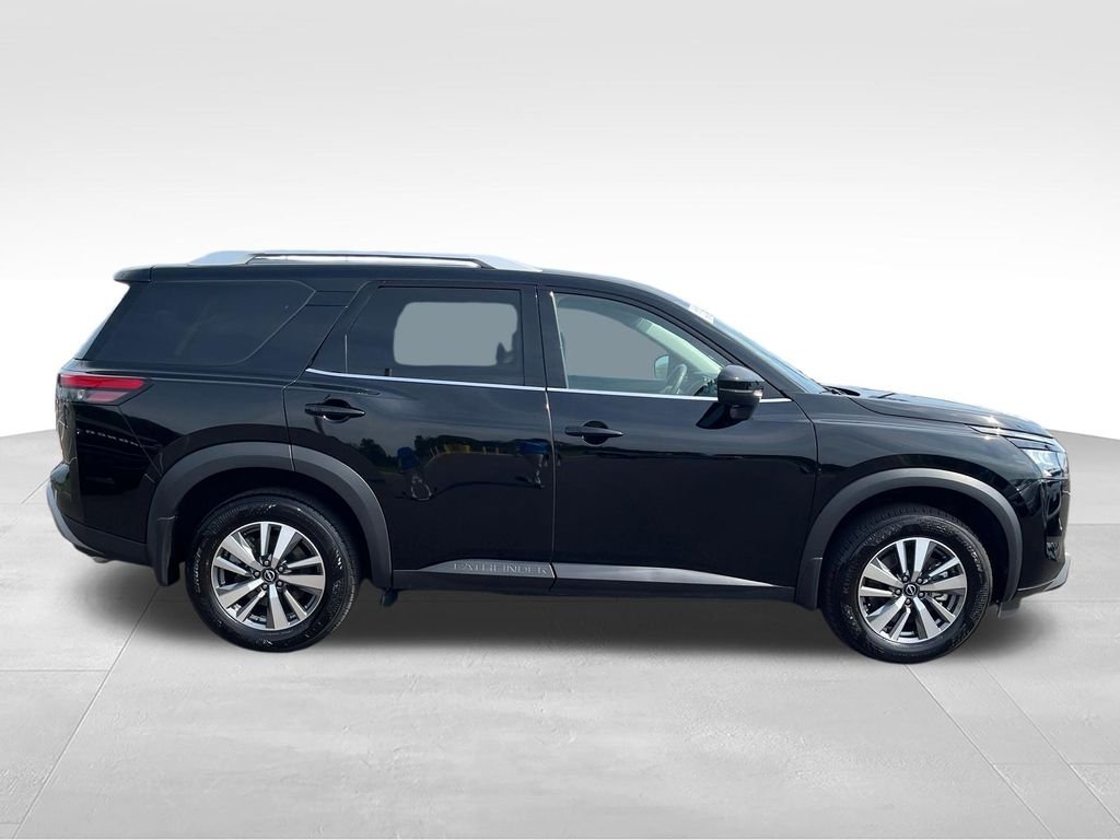 Used 2025 Black Nissan SL image 6