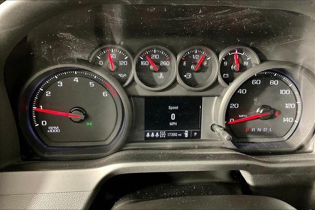 Used 2025 Gray Chevrolet Custom image 13