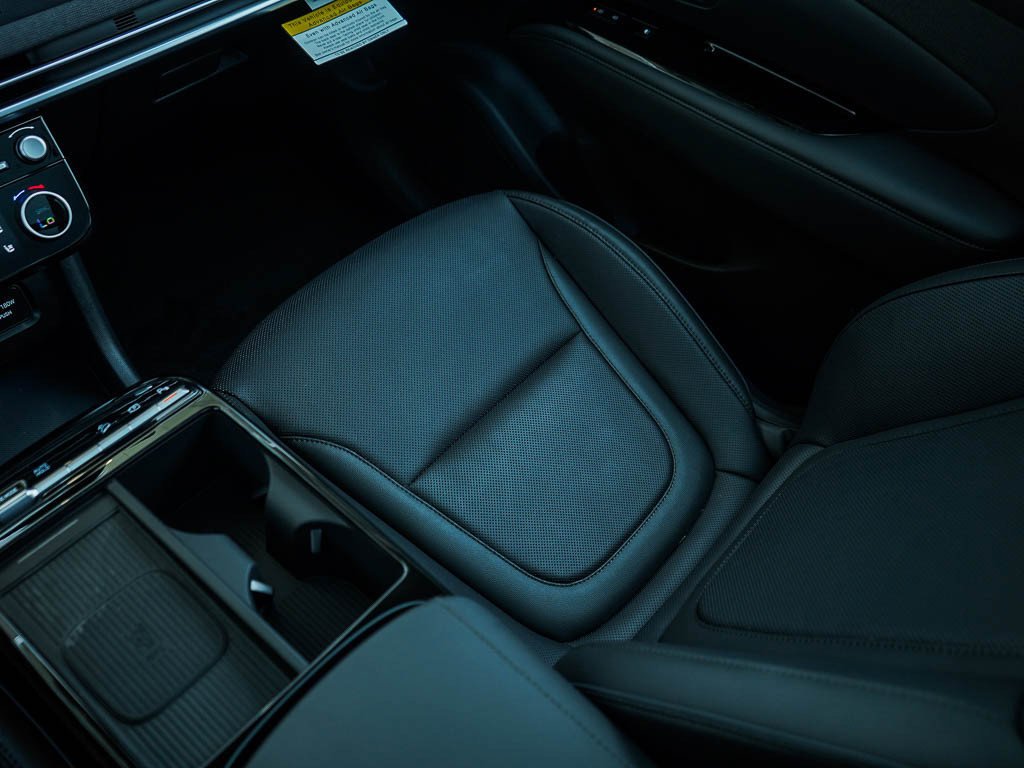New 2026 Creamy White Pearl Hyundai Limited AWD image 26
