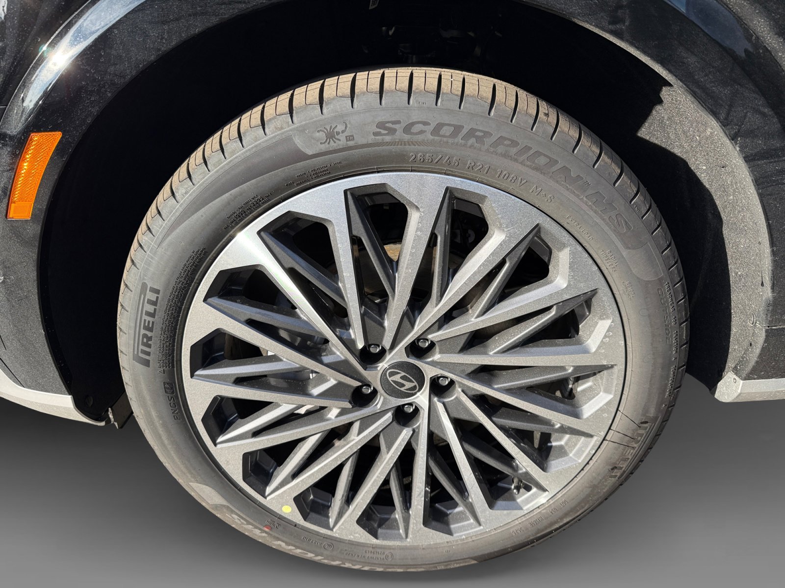 New 2026 Abyss Black Pearl Hyundai Calligraphy image 9
