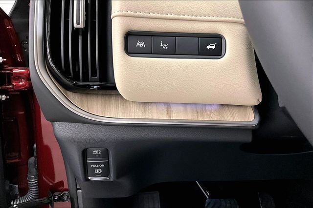 New 2026 Coulis Red Pearl Nissan Platinum Reserve image 30