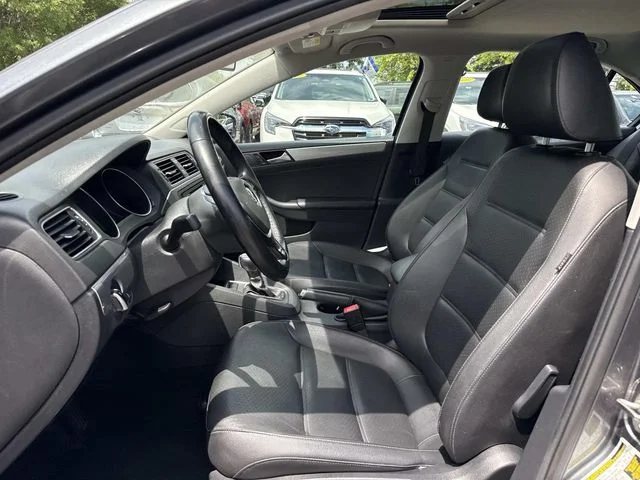 Used 2015 Gray Volkswagen 1.8T SE image 14