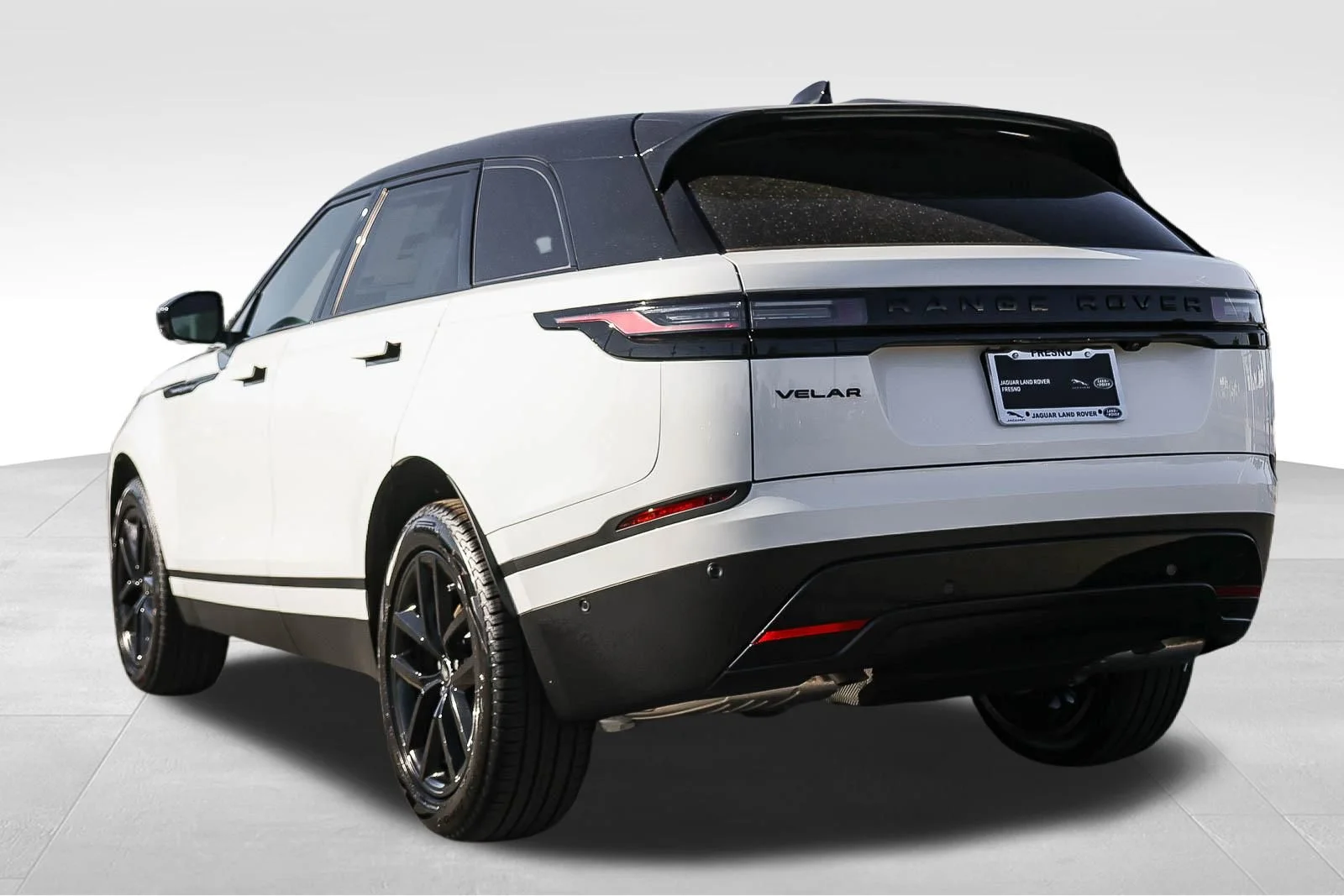 New 2026 Fuji White Land Rover S image 7