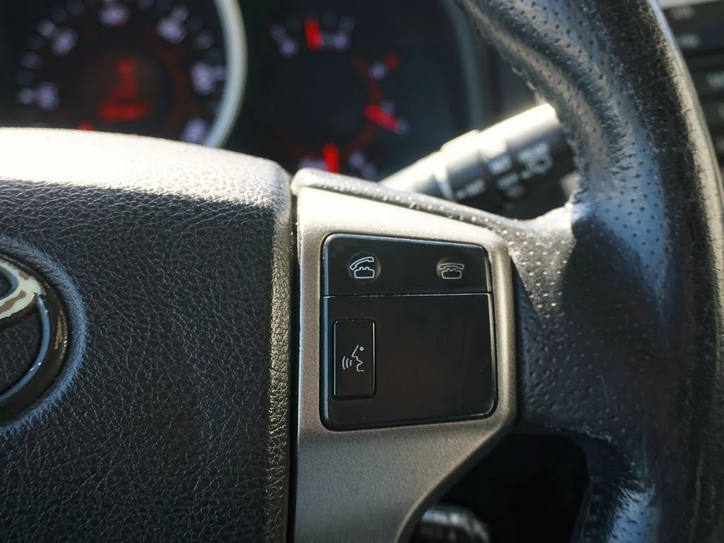 2012 Toyota 4Runner Limited - Photo 18