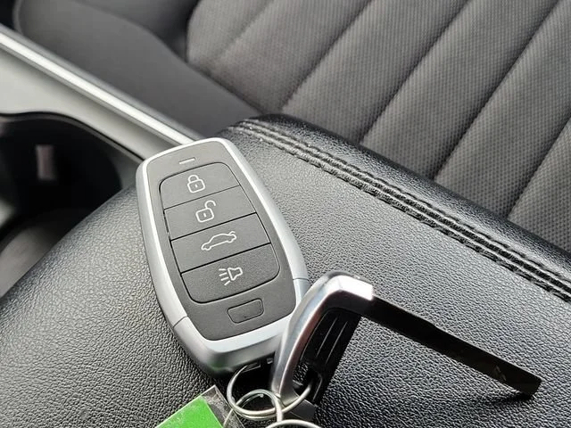 2024 Ford Edge SE - Photo 32