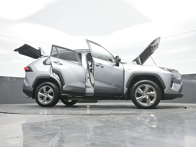 2021 Toyota RAV4 XLE Premium - Photo 31