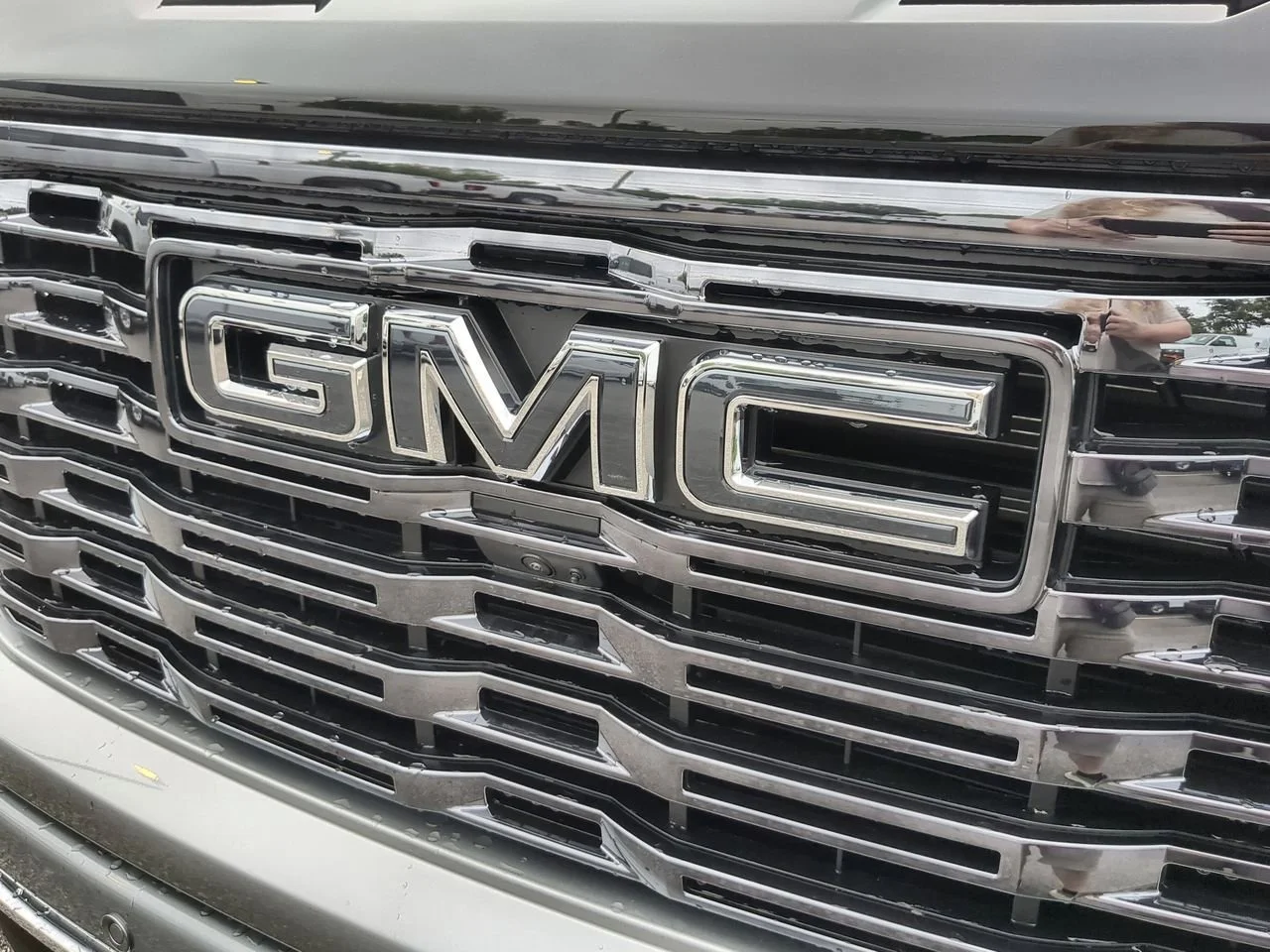 New 2026 Sterling Metallic GMC Denali Ultimate image 32