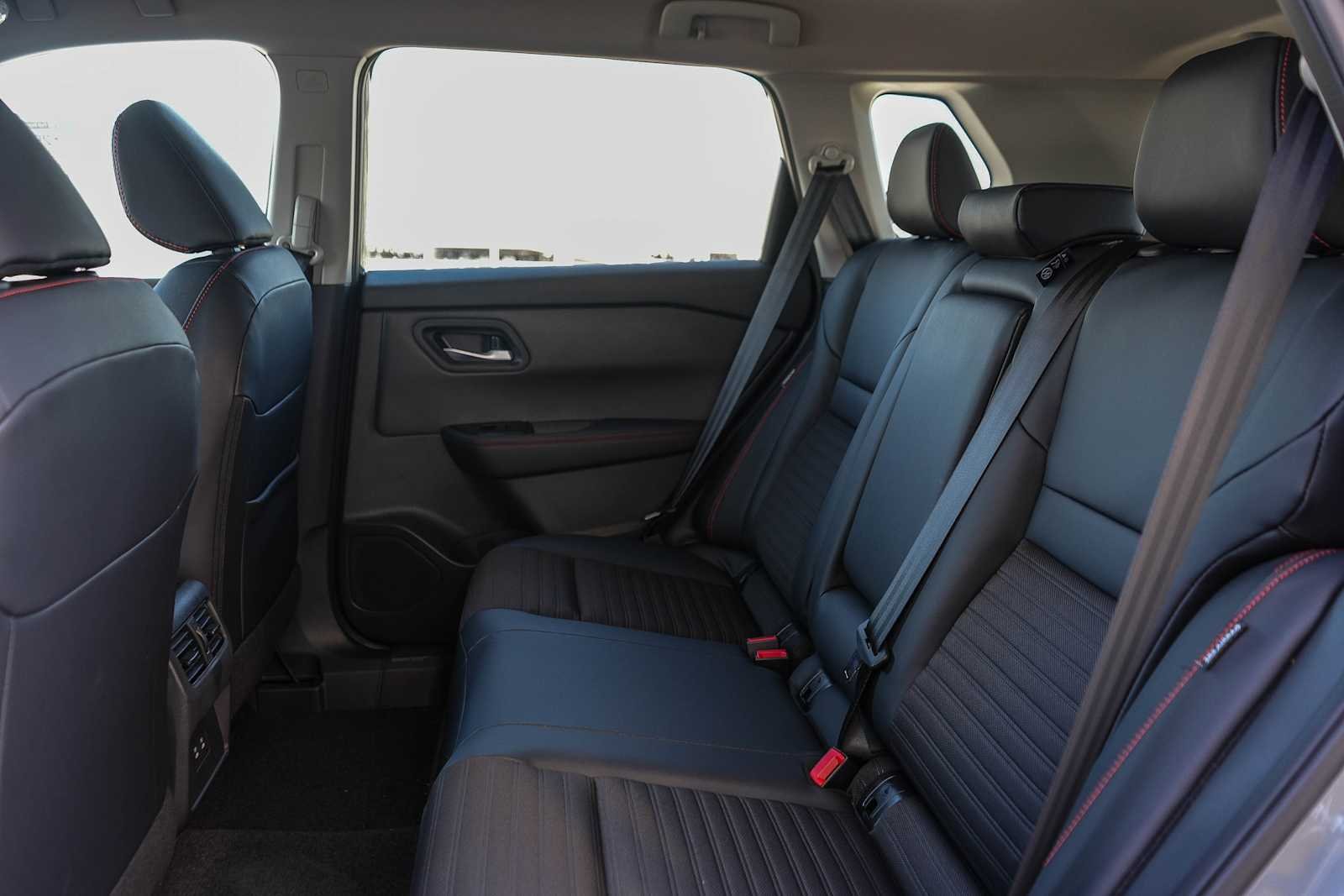 New 2026 Boulder Gray Pearl Nissan Rock Creek® image 19