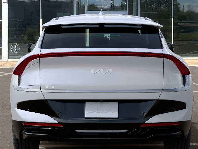 New 2026 Glacial White Pearl Kia Wind image 13