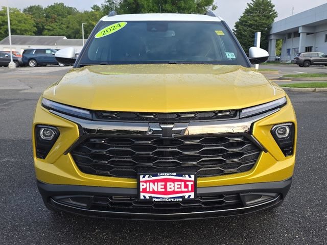 Used 2024 Nitro Yellow Metallic Chevrolet ACTIV image 10