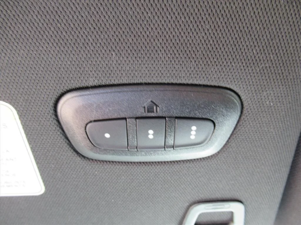 New 2026 Diamond Black Crystal Pearlcoat Dodge R/T Plus image 25
