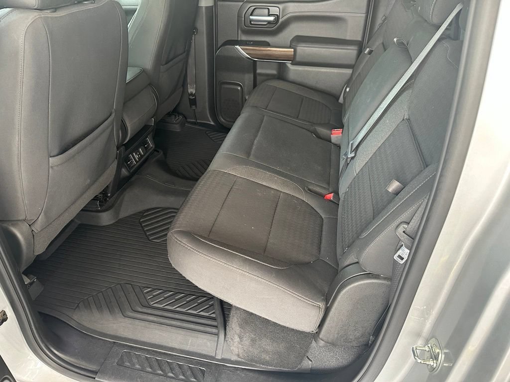 Used 2020 SILVER ICE METALLIC Chevrolet RST image 29