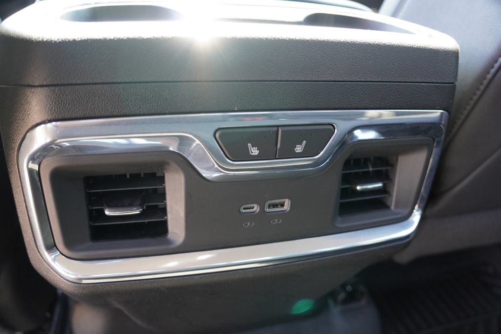 2024 Chevrolet Silverado 1500 LTZ - Photo 19