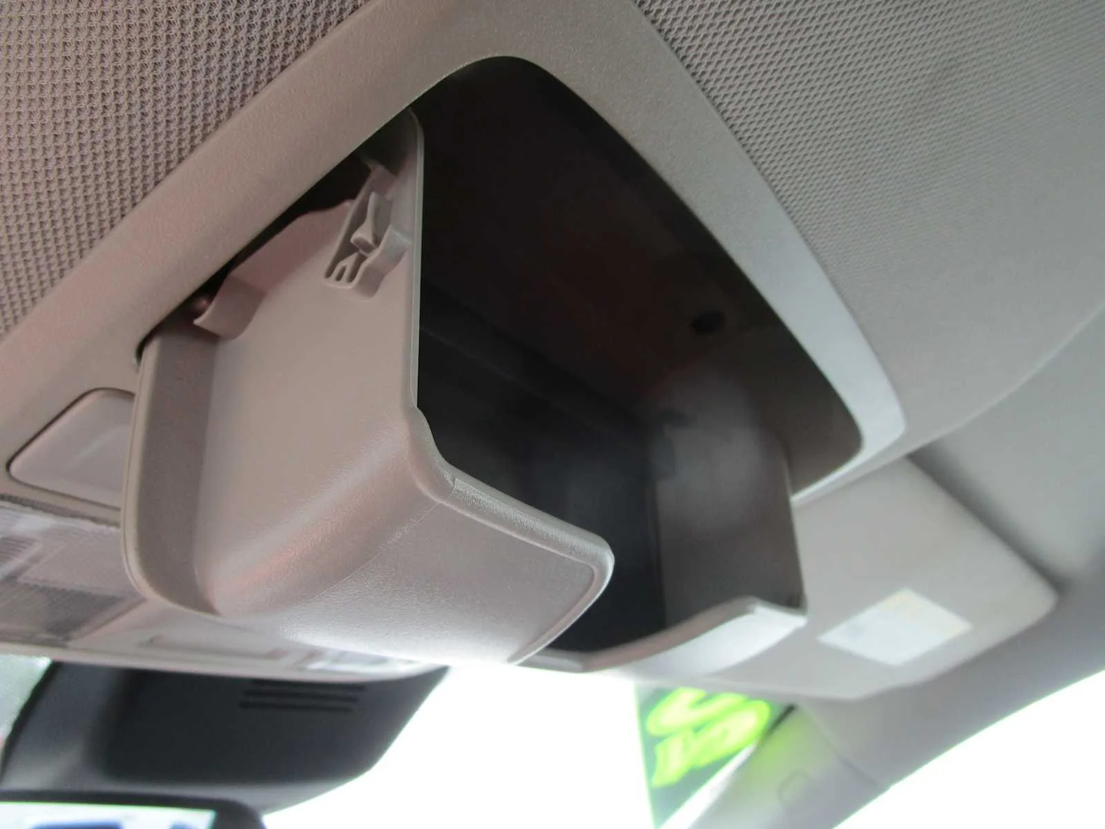 Used 2020 Modern Steel Metallic Honda LX image 25