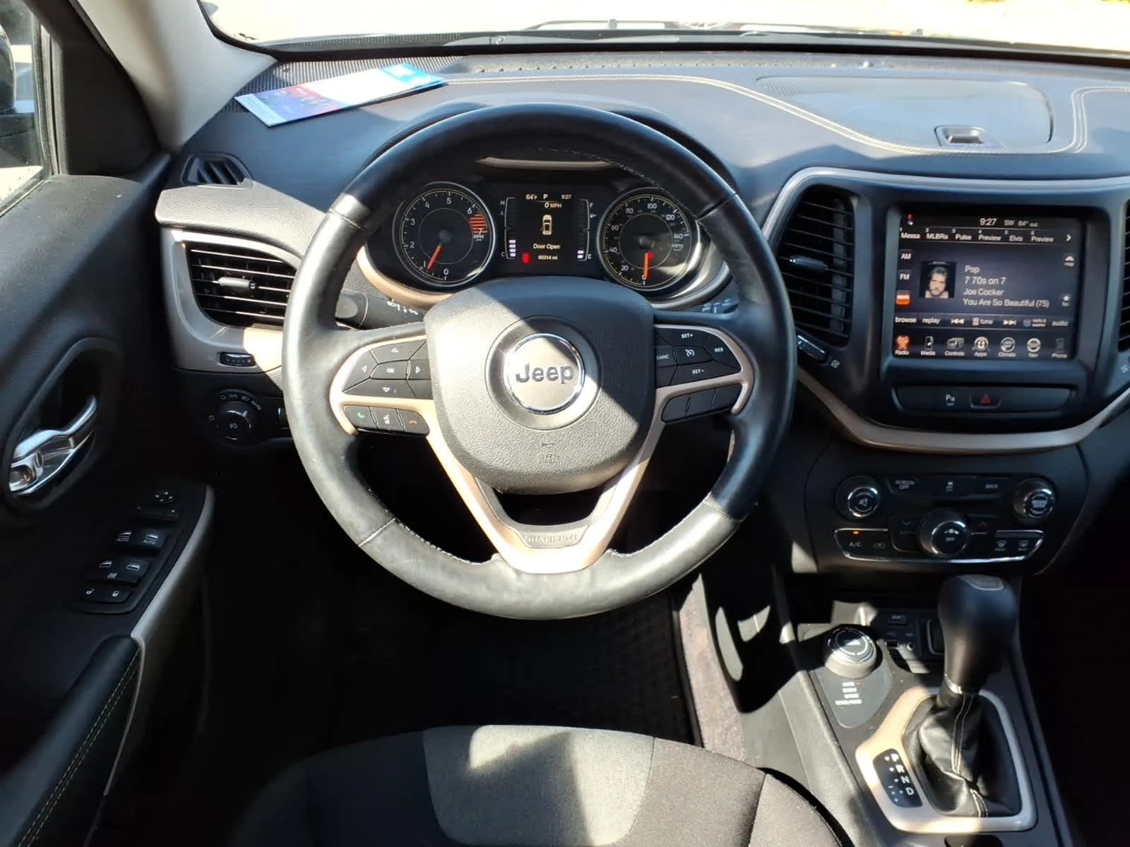 Certified Used 2018 Granite Crystal Met. Clear Coat Jeep Latitude Tech Connect image 14