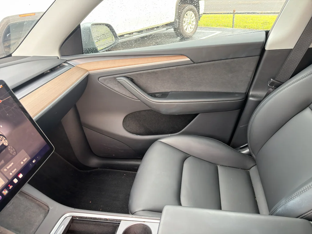 Used 2024 Sliver Tesla Long Range image 16