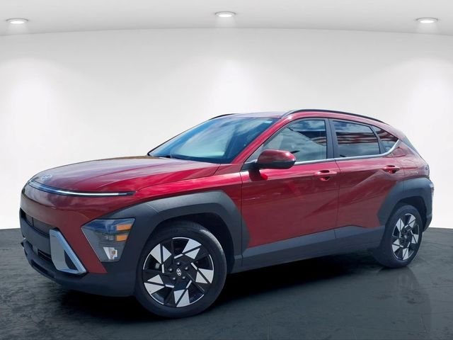 Used 2025 Red Hyundai SEL image 2