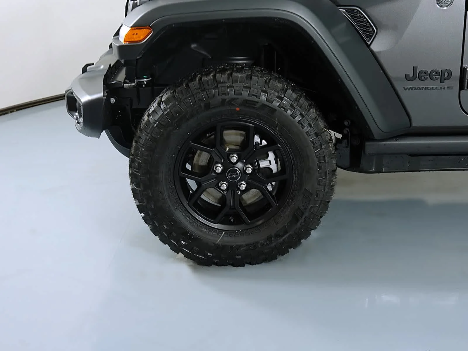 New 2026 Granite Crystal Metallic Clear-Coat Exterior Paint Jeep Willys image 15