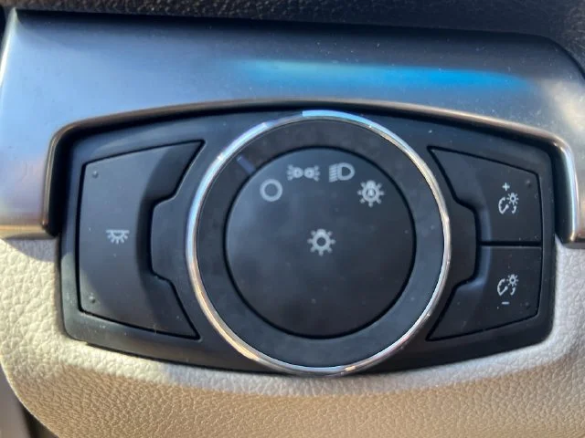 Used 2018 White Ford XLT image 24