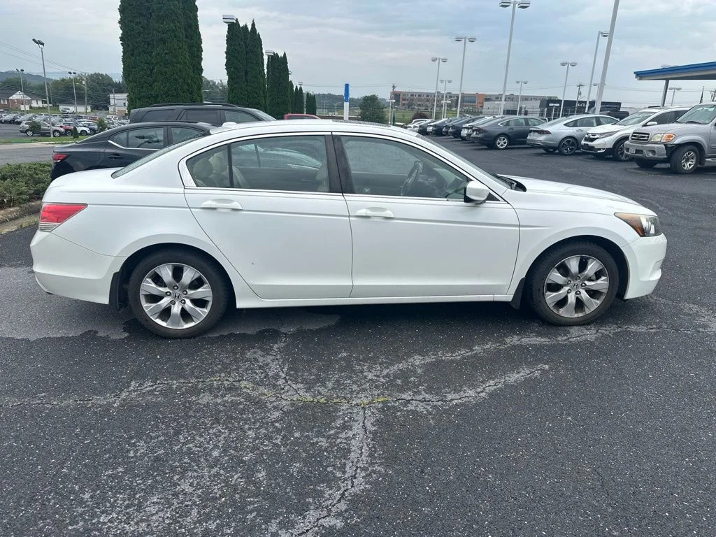 Used 2010 Honda Accord EX-L with VIN 1HGCP2F82AA133955 for sale in Harrisonburg, VA
