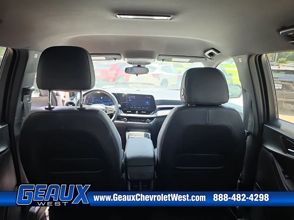 Used 2026 White Chevrolet LT image 38