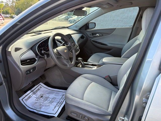 Used 2024 Sterling Gray Metallic Chevrolet LT image 12