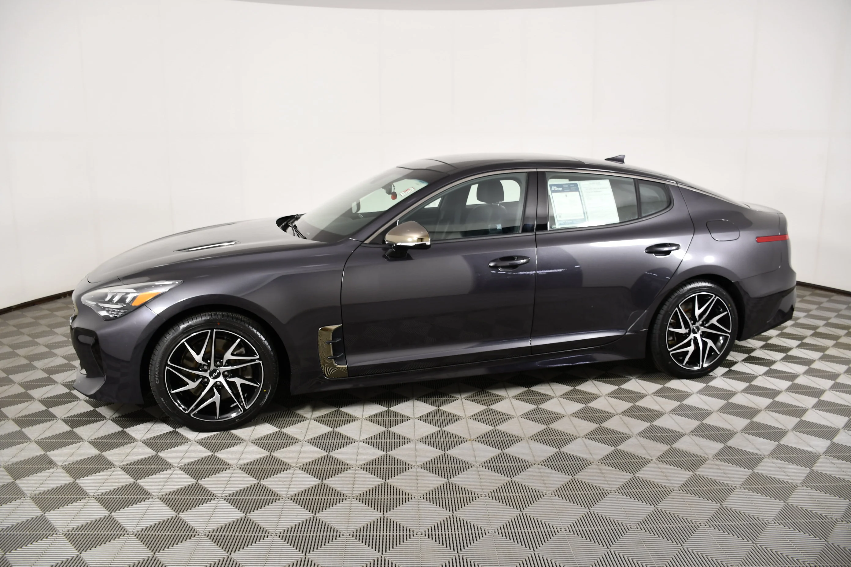 Used 2023 Panthera Metal Kia GT-Line image 9