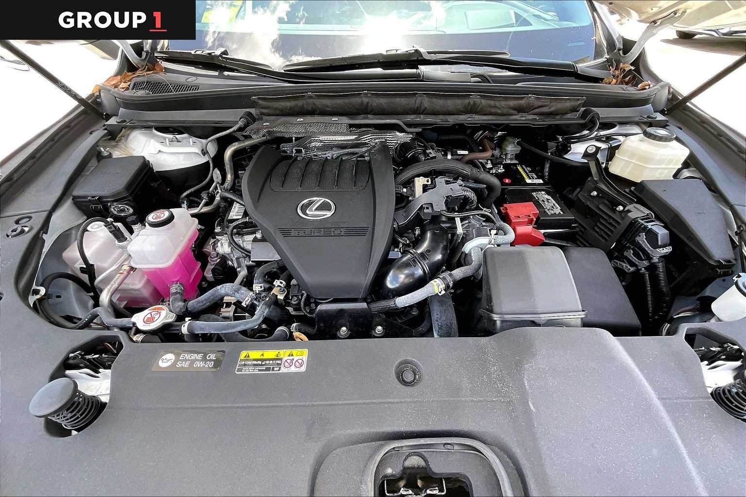 Used 2023 Ultra White Lexus F SPORT Handling image 30