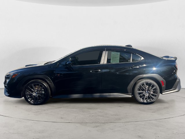Used 2025 Crystal Black Silica Subaru Premium image 8