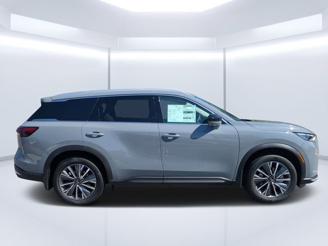 New 2027 HARBOR GRAY INFINITI Luxe FWD image 2