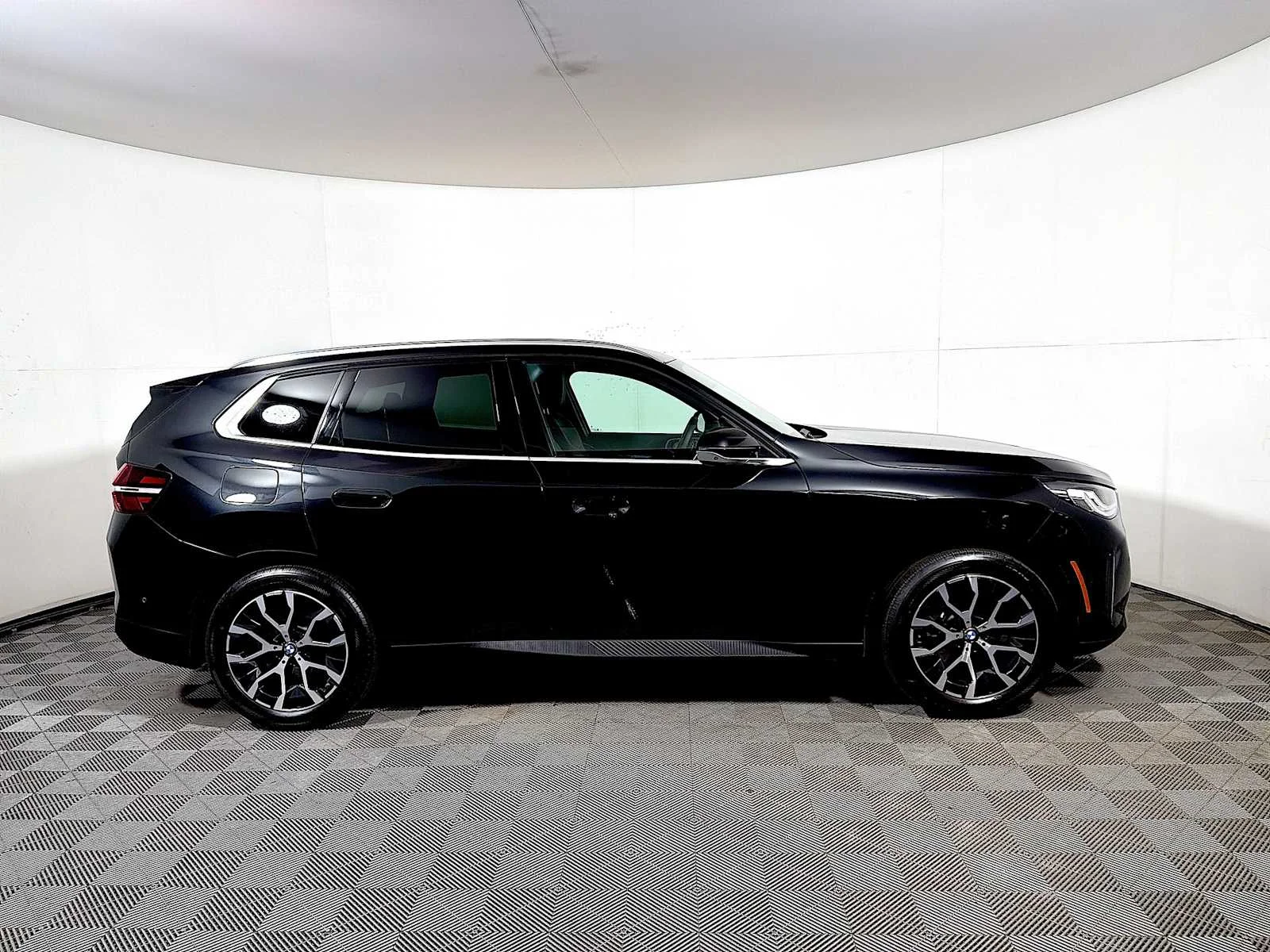 Used 2026 Black Sapphire Metallic BMW 30 xDrive image 7