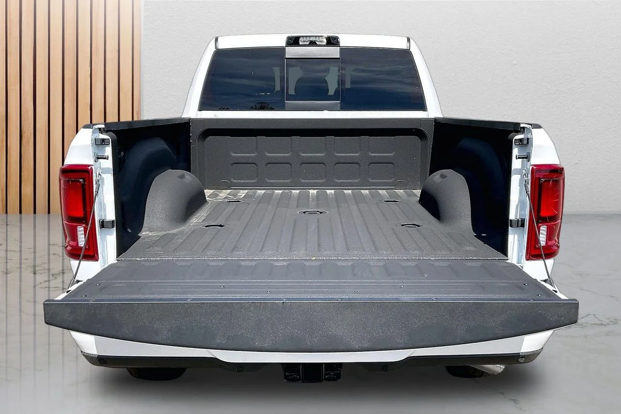 New 2026 Bright White Clear-Coat Exterior Paint RAM Laramie image 24