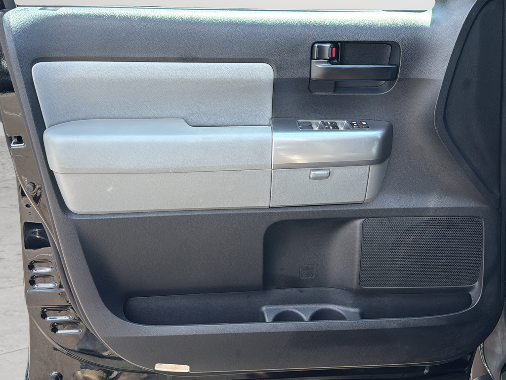 Used 2022 Black Toyota SR5 image 27