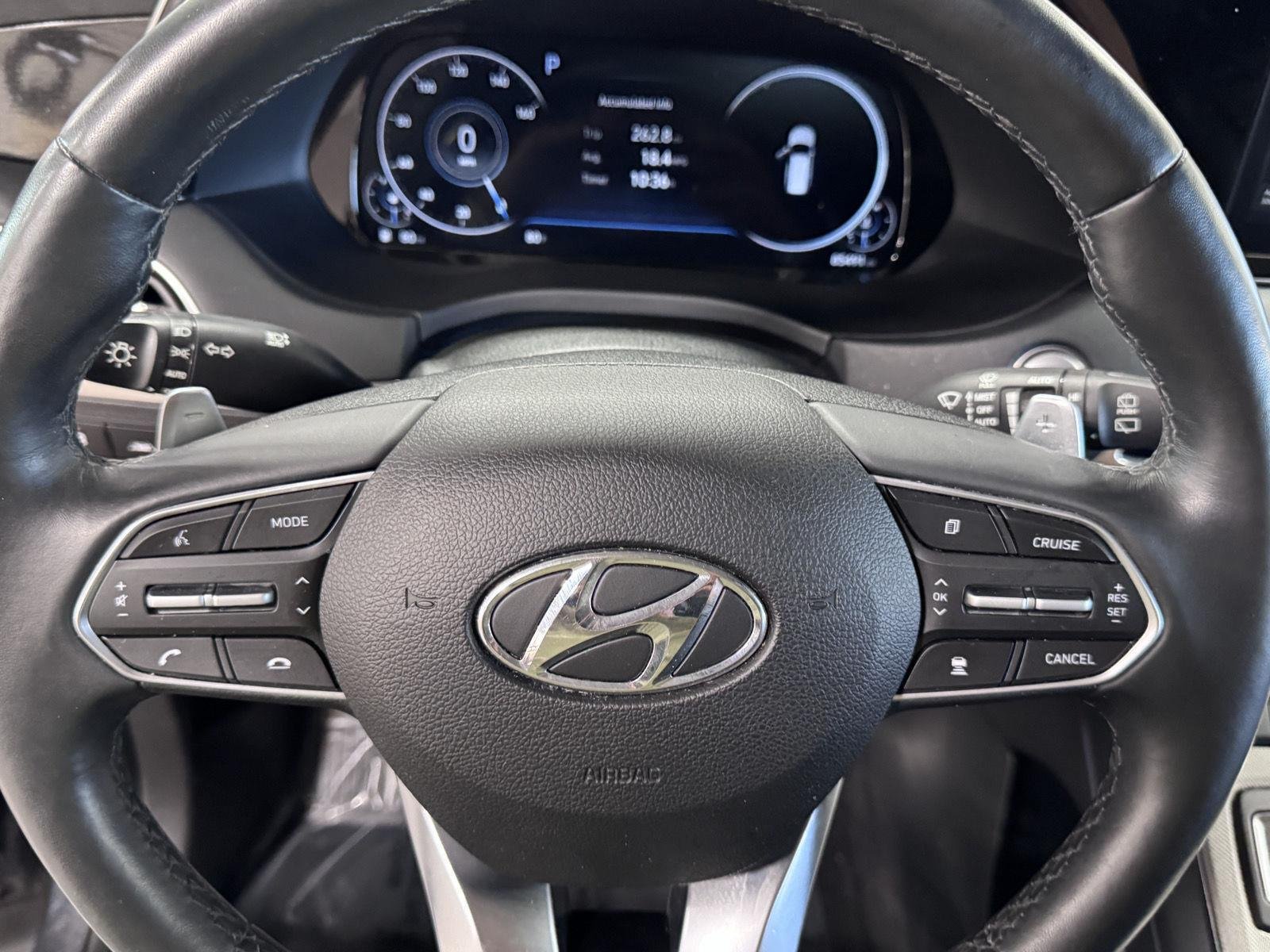 Used 2021 Moonlight Cloud Hyundai Limited image 32