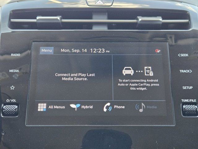 Used 2022 Quartz Hyundai Blue image 16