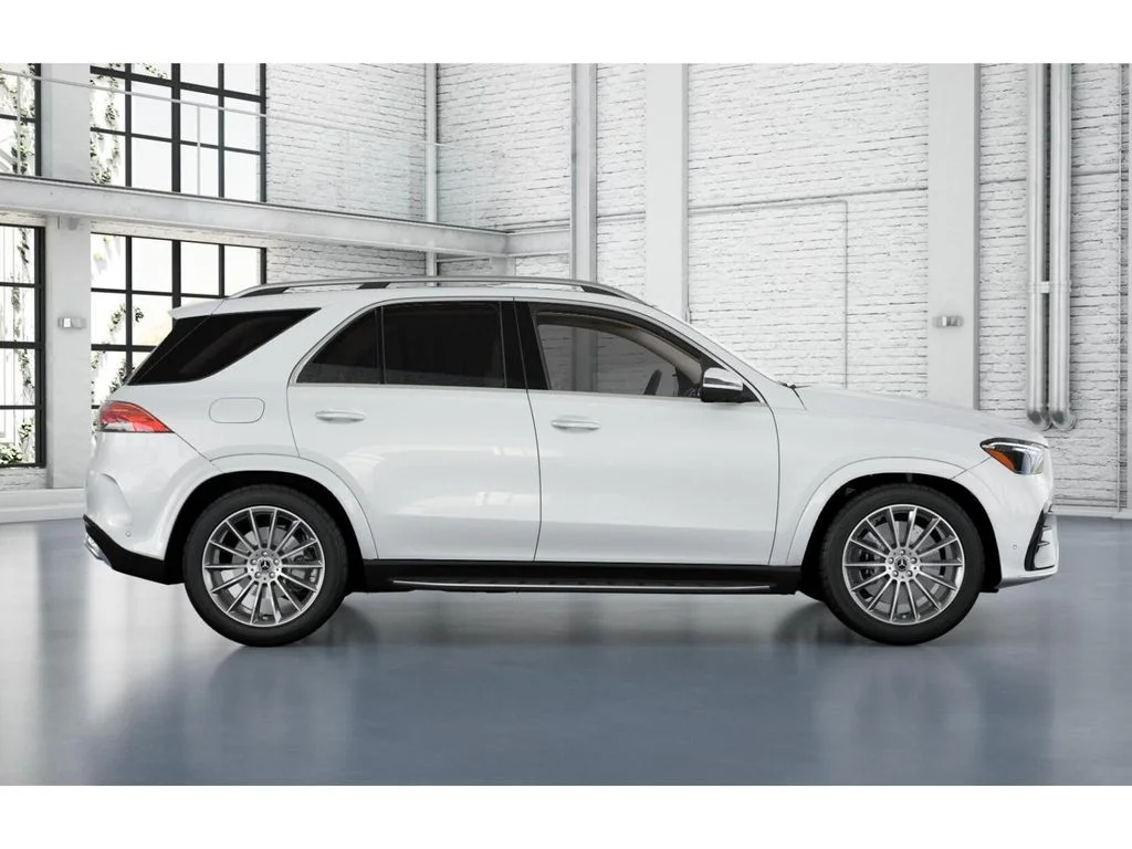 New 2026 MANUFAKTUR Moonlight White Metallic Mercedes-Benz GLE 450 image 16