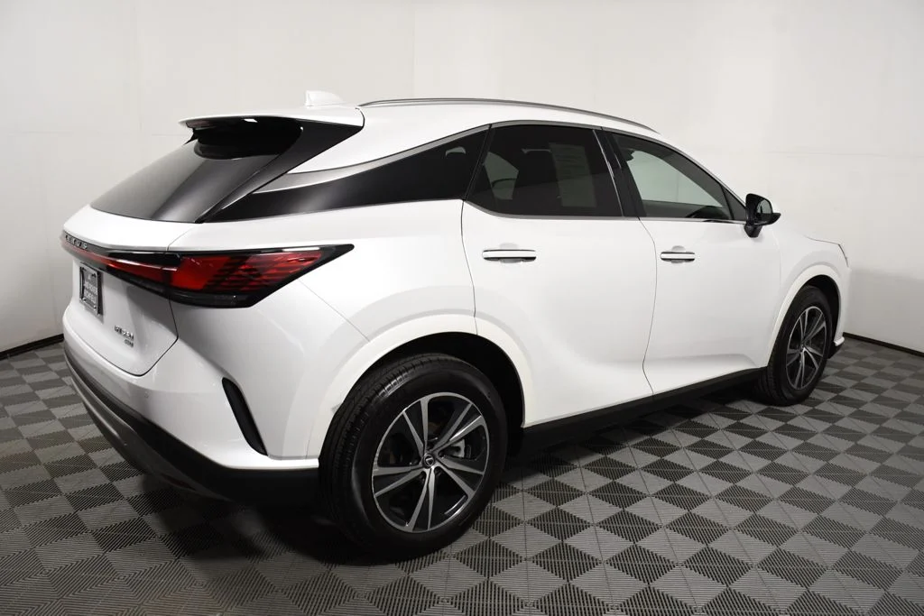 Used 2025 Eminent White Pearl Lexus 350 Premium image 7