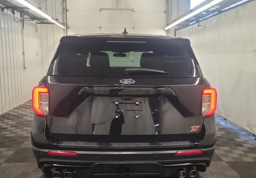 Used 2022 Agate Black Ford ST image 3