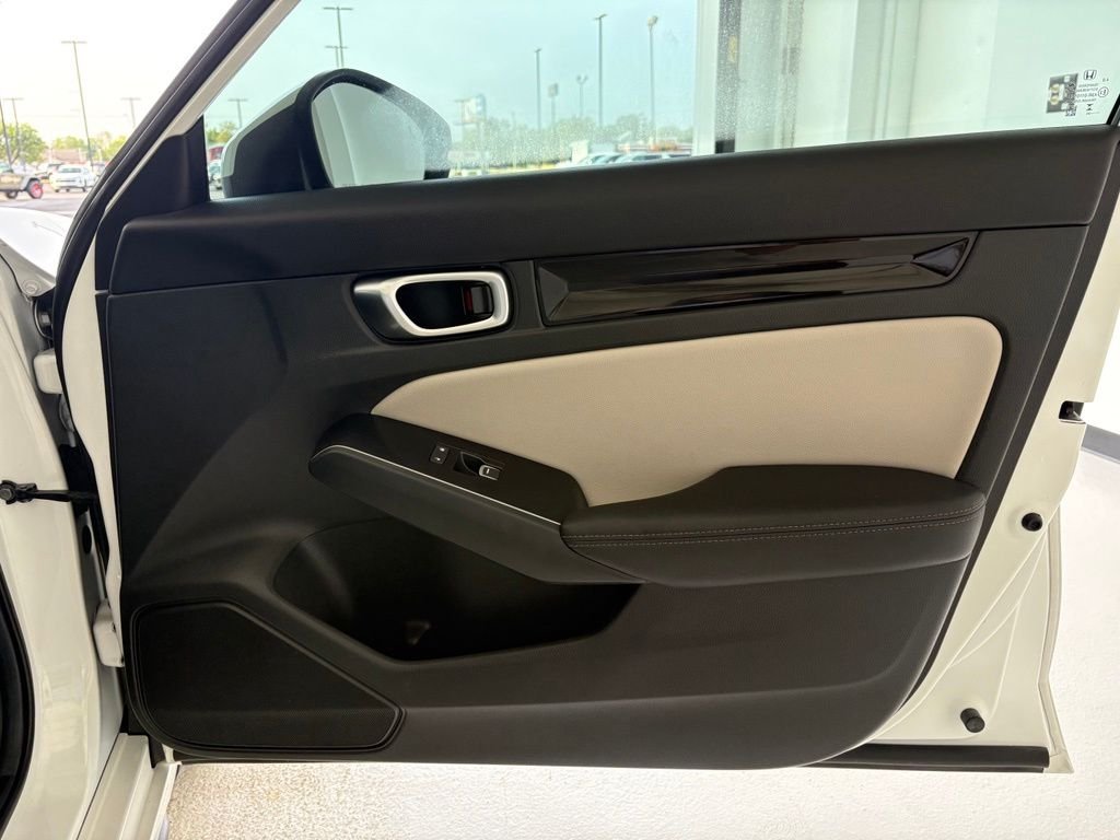 Used 2024 White Honda Sport Touring image 38